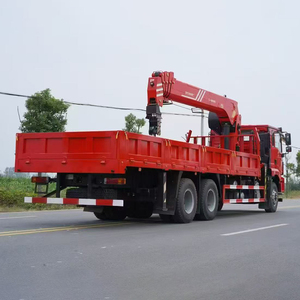 Grue mobile télescopique hydraulique électrique de 8 tonnes montée sur camion 4x2 Dongfeng Howo - Product Image 6