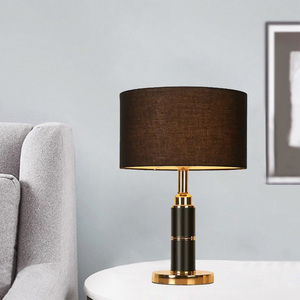 Hotel Bar luz regulable moda clásica Metal oro mesa Luz lujo Hotel lámpara de noche decoración del hogar lámpara de mesa - Product Image 5