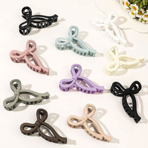 Élégantes grandes pinces à cheveux en forme de requin, pinces à cheveux de créateur, 10 cm, couleur unie givrée, pinces à cheveux pour femmes - Product Image 1