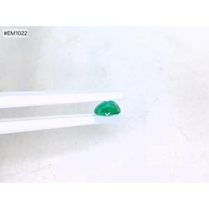 Esmeralda Zambiana Natural, Corte Ovalado Facetado, 3.98ct, Alta Calidad, Gema Suelta para Joyería - Product Image 5