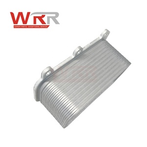 1331880001 1331800009 ออยล์คูลเลอร์สำหรับเบนซ์ W176 C117 X156 A45 CLA45 GLA45 AMG ระบบระบายความร้อนอัตโนมัติทนทานเครื่องยนต์หม้อน้ำกรอง - Product Image 5