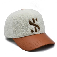 Gorra de béisbol de invierno cálida de lana de 6 paneles a la moda personalizada, gorra de béisbol con visera de piel sintética al por mayor