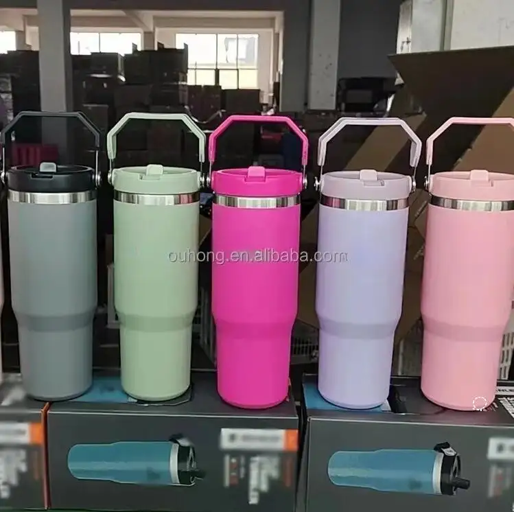 ใหม่ 2024 ที่ร้อนแรงที่สุดสแตนเลสรถกระติกน้ําร้อนฟางถ้วยกาแฟ 30oz ระเหิด Tumbler พร้อมที่จับ