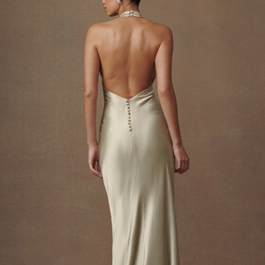 衣料品メーカー卸売サテンVネックオープンバックAラインマキシドレスエコフレンドリーでエレガントなビンテージファッション流行のスタイリッシュ - Product Image 3