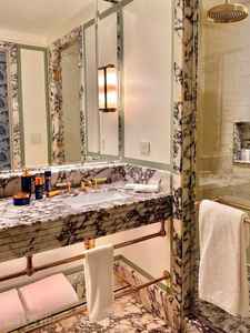 Lavabo de Piedra Natural Calacatta <span class=keywords><strong>Viola</strong></span> Morado, Encimera de Baño, Revestimiento de Paredes y Pisos de Piedra Natural, Tablero de Mesa de Comedor - Product Image 2