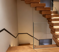 Escalier flottant sur mesure en bois massif, escalier superposé pour villa, loft, duplex, moderne, luxueux, avec garde-corps en verre, marches en pierre
