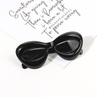 À la mode Dames Lunettes Soleil Femelle Brillant À Lèvres Femmes Enfants En Gros Oeil De Chat Extra Large Épais Carré Lunettes Lèvres Lunettes De Soleil