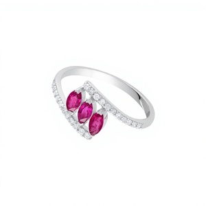 Anillo con Rubí y Diamante en Forma de Marquesa en Plata de Ley 925 con Baño de Rodio, Joyería de Lujo para Mujer - Product Image 2