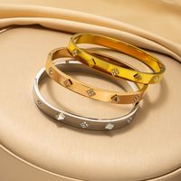 Zhongzhe Usine Inoxydable Accessoires Fleur Zircon En Acier Inoxydable Femmes Cadeau De Mariage Bijoux De Mode Bracelets Bracelet