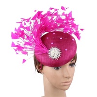Chapeau de cérémonie haut de gamme en chanvre à 4 couches pour femme, coiffe à plumes faite à la main, accessoires de mariée, fascinateur pour femme