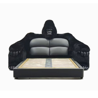 Lit en bois rembourré en forme de gorille géant, confortable et réaliste, design animalier de dessin animé