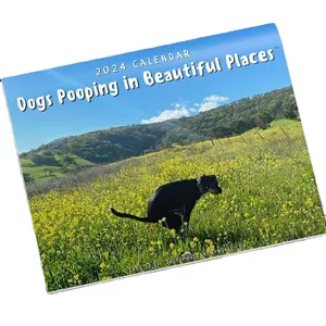 2024カレンダー11x8.5インチ美しい場所でうんちする面白い犬壁掛けカレンダー犬愛好家のための面白いうんち犬のカレンダー