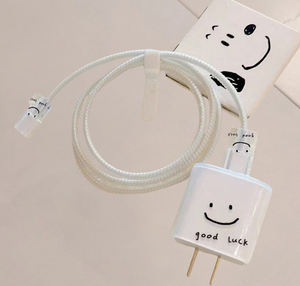 Funda Protectora para Cabezal <span class=keywords><strong>de</strong></span> Carga <span class=keywords><strong>de</strong></span> 20W para <span class=keywords><strong>iPhone</strong></span> con Diseño <span class=keywords><strong>de</strong></span> Mariposa y Corazón, Protector <span class=keywords><strong>de</strong></span> Cable <span class=keywords><strong>de</strong></span> Datos USB - Product Image 4