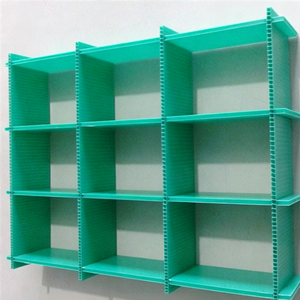 Lámina Hueca de PP de 2mm 3mm 4mm 5mm 6mm, Placa de Plástico Corrugado Impermeable para Letreros de Exteriores, Protección en la Construcción - Product Image 1