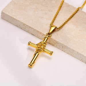 Zierliche Christian Edelstahl <span class=keywords><strong>Rose</strong></span> Cross Anhänger Halskette Männer Frauen Hip Hop Schmuck 18 Karat vergoldete Kruzifix Kette Halskette - Product Image 6