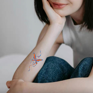 Piccoli adesivi temporanei freschi del tatuaggio linee impermeabili di schizzo <span class=keywords><strong>con</strong></span> <span class=keywords><strong>fiori</strong></span> e disegno della farfalla - Product Image 2