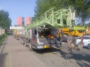 2019 Zoomlion 25Ton Truck Crane Model ZTC251E PLC-controlled 5-Section Boom with Equipped Jib Engine & Pump Included - Product Image 2