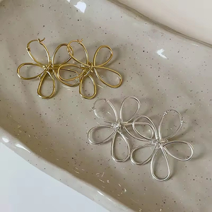 High Quality Wholesale Fashion Jewelry 925 Sterling <b>Silver</b> <b>Big</b> Flower Gold Plated Stud <b>Earring</b> Jewelry for Women - Product Image 5