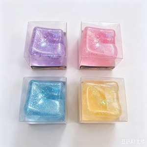 Jouet anti-stress souple et moelleux Aurora en forme de glaçon à rebond lent, rempli de maltose, en TPR, avec paillettes, pour enfants et adultes - Product Image 4
