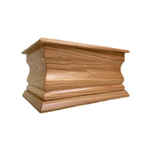Elegante crematie urn van massief hout voor volwassen menselijke as, met veilige deksel voor thuis of begraafplaats. - Product Image 1