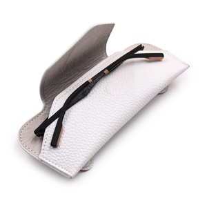 Bestpackaging personalizzato leggero in pelle PU occhiali da vista clip bag occhiali da sole custodia clip in supporto per occhiali da auto - Product Image 3