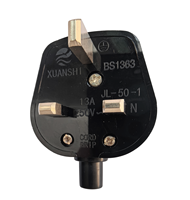 Prise électrique britannique à 3 broches avec câble fusionné 13A, homologuée BS et CE, matériau PC ignifuge SR, protection IP20