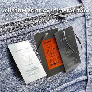 Etiqueta Colgante de Aluminio Impermeable con Logotipo Grabado Personalizado para Ropa, Calcetines y Zapatos - Etiquetas Metálicas - Product Image 2