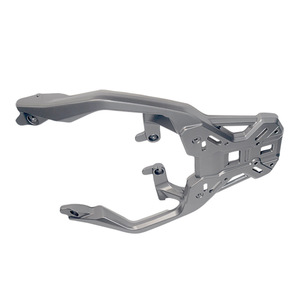 Fabrieks-OEM aluminium spuitgiet motorfiets bagagerek achterframe, zilveren motorfiets zadelkussenbeugel motoronderdelen - Product Image 2