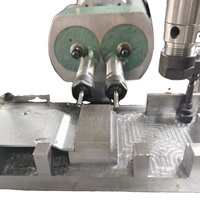 Dispositif de perçage multi-axes CDK MU110 BT30 à entraînement moteur pour l'usinage rapide et efficace des trous de fixation pour les composants de moteurs à réaction (turbine)