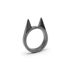 Valentijnsdag Cadeau Nieuwe Gouden Ring Modellen Voor Mannen Mode Metalen Kat Oor Vorm Mannen Homo Ring