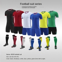 Ventes directes d'usine nouvel ensemble d'uniformes de Football unisexe adulte équipe formation compétition uniforme 100% Polyester antibactérien