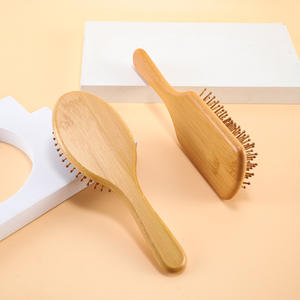 หวีแผ่นนวดไม้ไผ่ หวีผมอเนกประสงค์ทรงสี่เหลี่ยมหรูหราสำหรับใช้ในบ้าน - Product Image 3