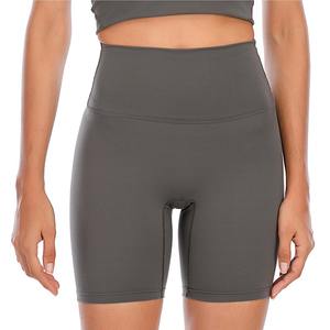 Short d'entraînement d'été en nylon doux à taille haute, coupe ample, style décontracté pour la course et l'athlétisme Shorts pour femmes - Product Image 5