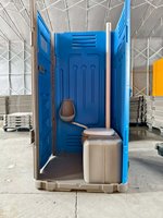 Toilettes modernes en plastique HDPE à panneau toilettes sèches d'extérieur avec design graphique article de vente chinois pour salles de bains