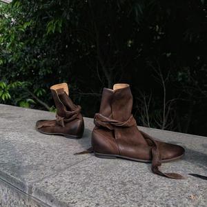 Stivali piatti <span class=keywords><strong>comodi</strong></span> in vera pelle personalizzati per dropshipping, scarpe da <span class=keywords><strong>donna</strong></span>, stivaletti corti in stile retrò per signore - Product Image 4