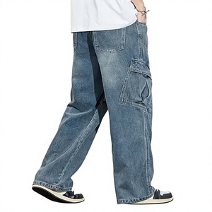 Jean cargo bleu délavé vintage pour homme, coupe ample, jambe large, en denim, avec poches utilitaires, style streetwear, pantalon décontracté, mode et tenue de travail - Product Image 3