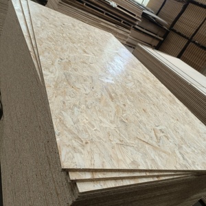 <span class=keywords><strong>OSB</strong></span> <span class=keywords><strong>de</strong></span> 8mm, 9mm, 11mm, 12mm, 15mm, 18mm al por Mayor, <span class=keywords><strong>OSB</strong></span> para Muebles/Construcción, <span class=keywords><strong>Precio</strong></span> Económico, Material <span class=keywords><strong>de</strong></span> Pino - Product Image 5
