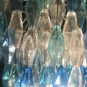 Lustre Poliedri de couleur saphir en verre de Murano bleu clair pour décoration d'intérieur moderne et légère - Product Image 5