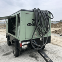 Anhängbarer Zweistufiger 720CFM 20bar Motor Sullair 720 Bergbau-Bohr-Diesel-Schraubenkompressor