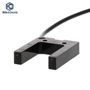 E3Z-G81 2M โฟโตอิเล็กทริคเซนเซอร์แบบสะท้อนแสงแบบกระจาย NPN 100 มม. ระยะตรวจจับ 2 ม. สายเคเบิลสำหรับการควบคุมระบบอัตโนมัติทางอุตสาหกรรม - Product Image 1
