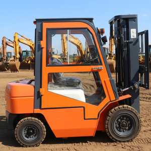 <span class=keywords><strong>Chariot</strong></span> <span class=keywords><strong>élévateur</strong></span> diesel de qualité inégalée, 3 tonnes, pneus pleins - Product Image 1