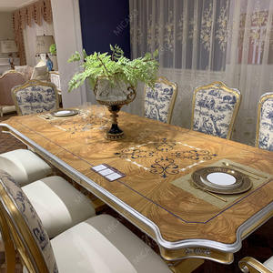 Ensemble de salle à manger en bois massif de style classique français européen antique de luxe, table et chaises - Product Image 4