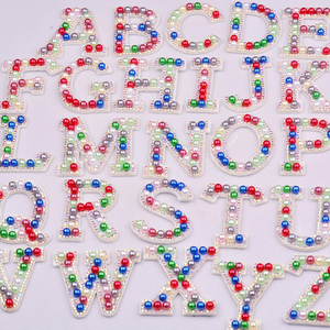 Nhiều Màu 26 Pcs Tiếng Anh Đầy Màu Sắc Thư Thêu Vá Cá Nhân Vải Trang Trí Tùy Chỉnh Sắt Trên Ngọc Trai Thêu Vá - Product Image 2