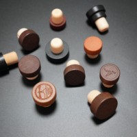 Bouchon de Remplacement en Liège en Bois de Hêtre avec Bec Verseur en T, Durable et Réutilisable, pour Bouteilles en Verre, Usage Domestique et Professionnel (Restauration)