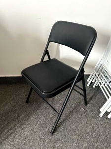 Chaise pliante en métal noir rembourrée en cuir pour événements extérieurs et bureaux, <span class=keywords><strong>prix</strong></span> de gros abordable - Product Image 4