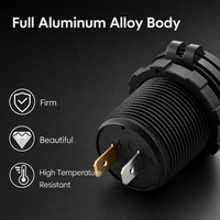 Chargeur de voiture USB-C 12-24V à charge rapide avec port AUX, étanche, PD20W QC3.0, voltmètre et interrupteur pour camions, bateaux, camping-cars/motos (1 an)
