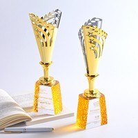 Trophée en cristal de Chine personnalisé, étoile pentagonale créative en cristal artificiel, trophée de retraite annuelle pour employés