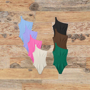 ชุดบอดี้สูทกีฬาไร้ตะเข็บคุณภาพสูง ป้องกันไฟฟ้าสถิตย์ ผลิตจากผ้าสแปนเด็กซ์/ไนลอน สายไขว้รัดรูป ตัดเย็บแบบเว้าช่วงตัว เหมาะสำหรับโยคะและฟิตเนส - Product Image 3