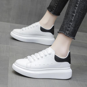 2026 New Niche Light Luxury Classic White Couple Shoes Chunky Platform Height Increasing Breathable <b>Skateboard</b> Shoes - Product Image 1