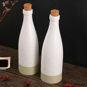 Bouteille à huile en céramique Tongyuan avec couvercle en bois 0,8 L, forme ronde, pour rangement de cuisine, design durable, style japonais - Product Image 3